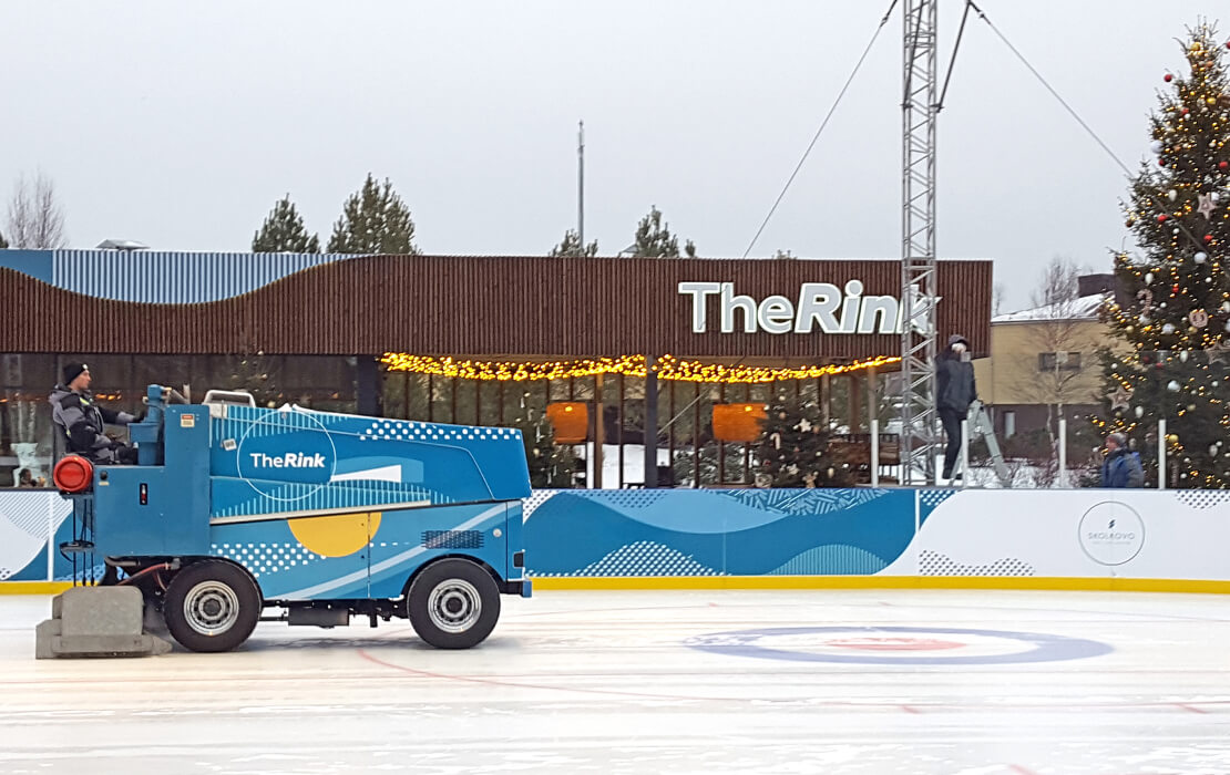 Брендированный каток The Rink в активити-парке