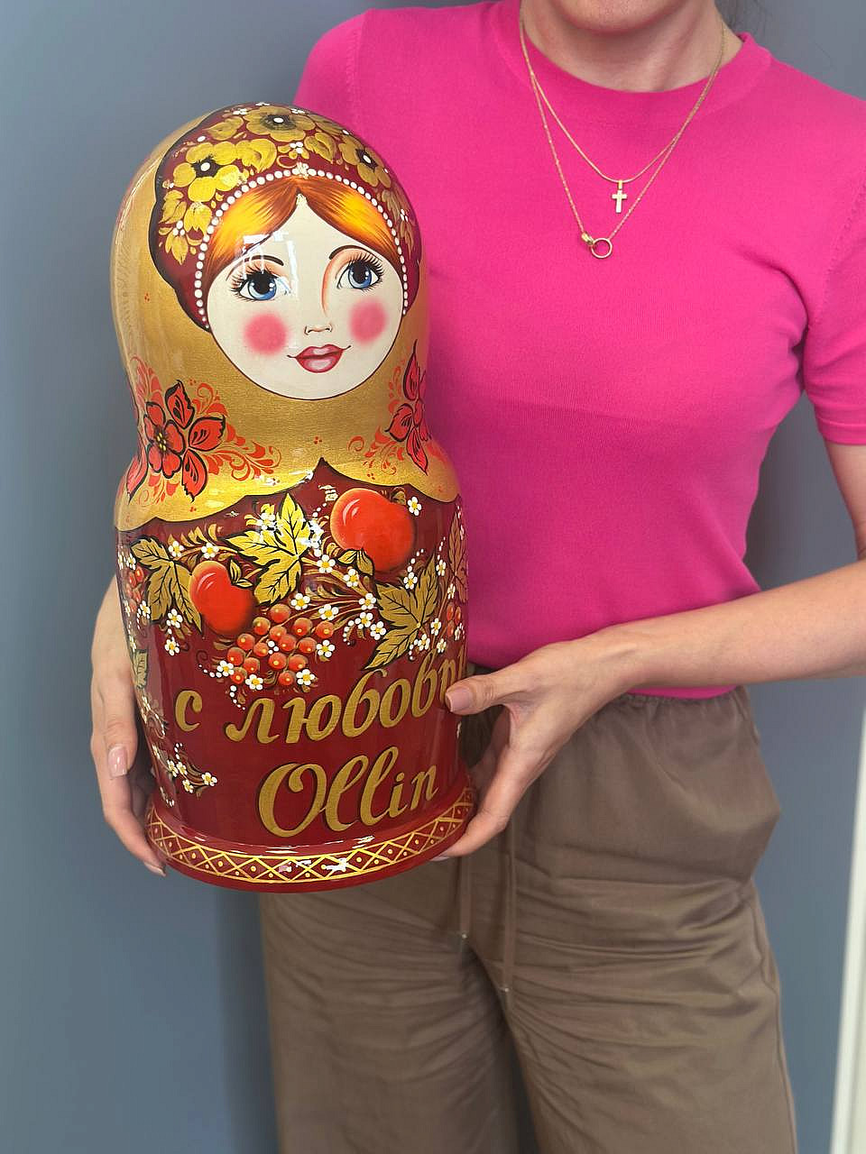 Брендированная матрёшка Ollin Professional с надписью «С любовью Ollin»