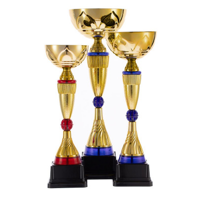 Кубок Awardee, средний